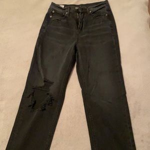 black mom jeans